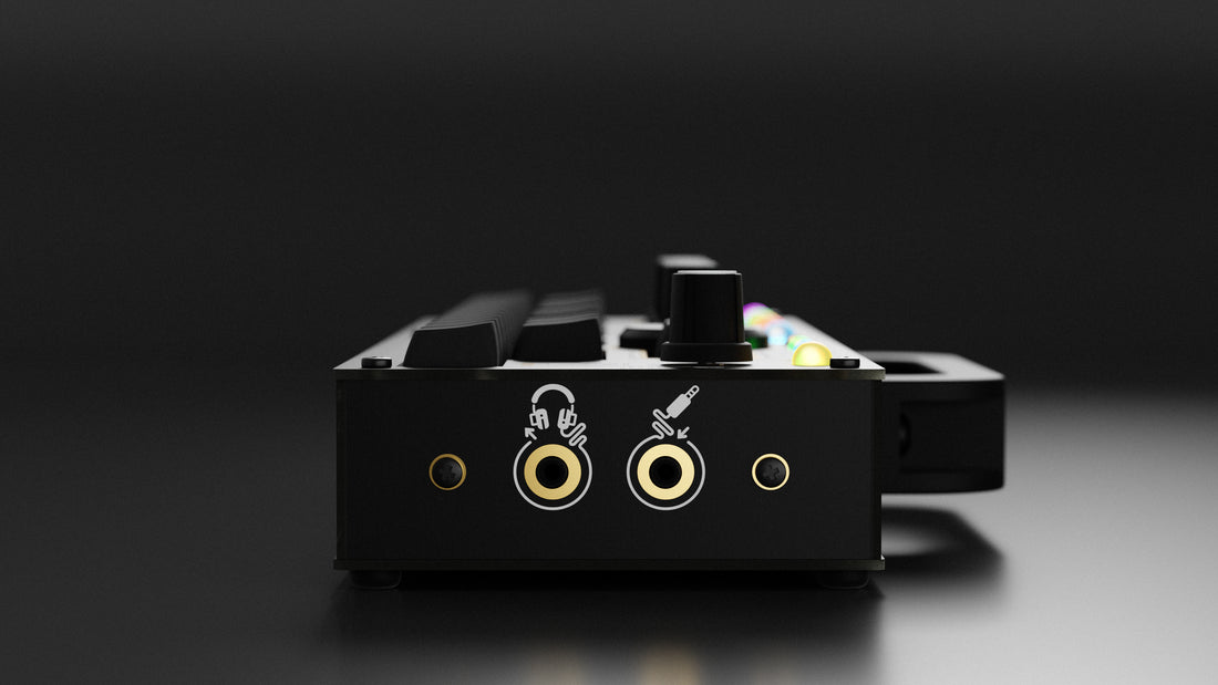 CHOMPI Midnight Edition Device Render (on dark background) - Right Panel (Audio Jacks)