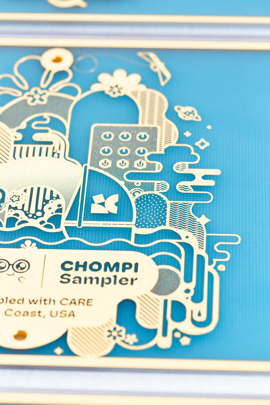 Closeup of Treasure Island CHOMPI bottom panel featuring Chase Bliss x CHOMPI Island graphics